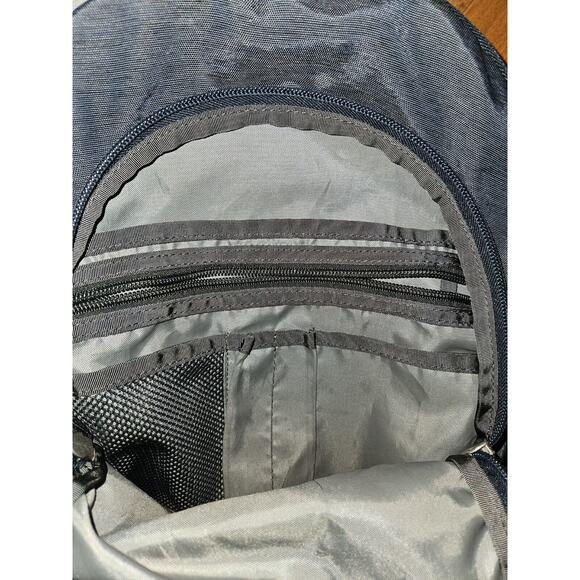 The North Face Vault Backpack NF0A3KV9 Blue School Work Hiking - Picture 11 of 13